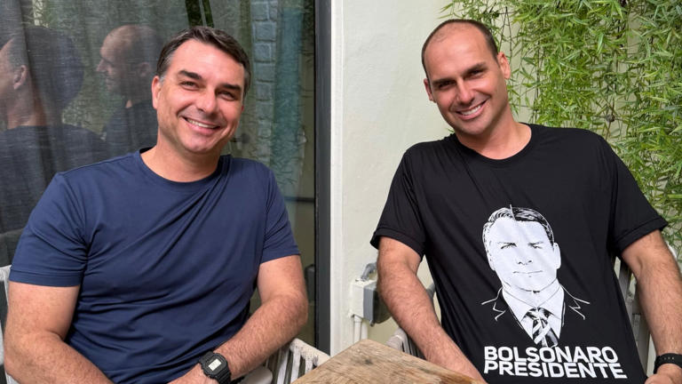 Flávio faz bate e volta aos EUA às vésperas da reunião: Análise