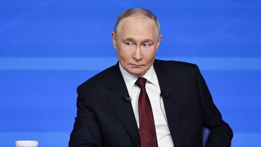 Putin afirma que Ocidente não conseguiu derrotar a Rússia - Imagem do artigo