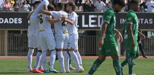 Juninho marca primeiro gol como profissional, e Santos derrota União São João por 3 a 0 em amistoso - Imagem do artigo
