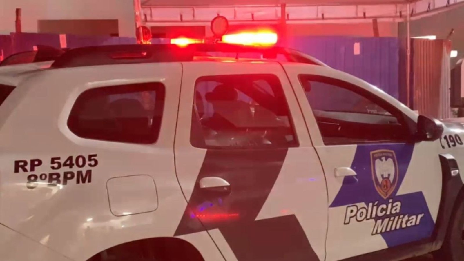 Mulher de 34 anos usa arma de choque para escapar de agressões do marido em Vila Velha - Imagem do artigo