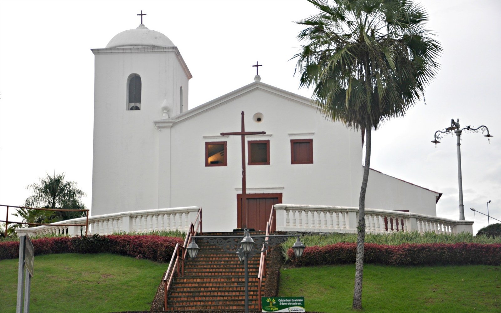 Procissão luminosa e missa solene encerram Festa de São Benedito em Cuiabá - Imagem do artigo
