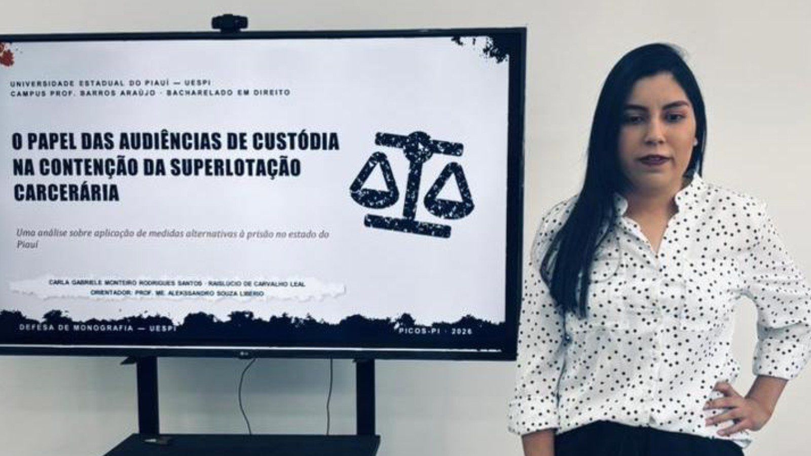 Estudante com cegueira total obtém nota máxima em TCC de Direito na Uespi - Imagem do artigo