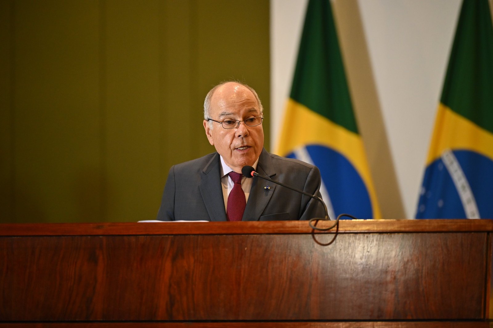 Brasil contesta investigação dos EUA e pede retirada de tarifa extra de 12,5% sobre produtos nacionais - Imagem do artigo