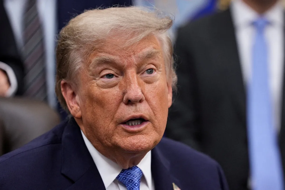 Trump ameaça “terminar o serviço” caso não haja acordo com o Irã - Imagem do artigo