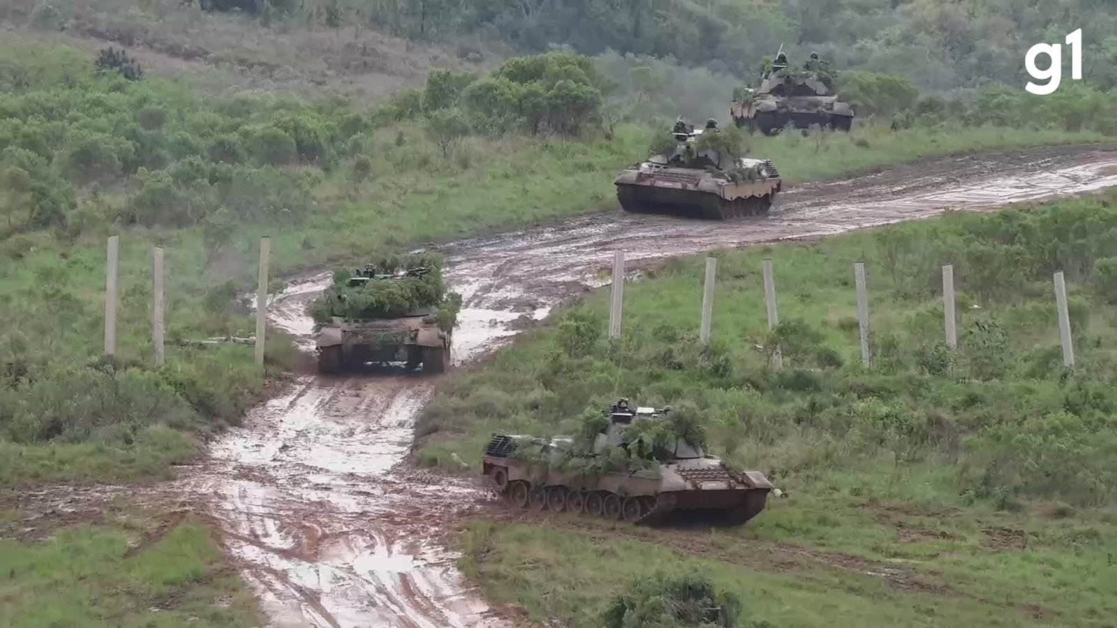 Sargento de 20 anos morre em capotamento de blindado durante treino do Exército em Santa Maria (RS) - Imagem do artigo