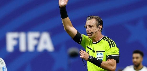 Declarações de Trump levam Fifa a rever futuro de Raphael Claus no Mundial - Imagem do artigo