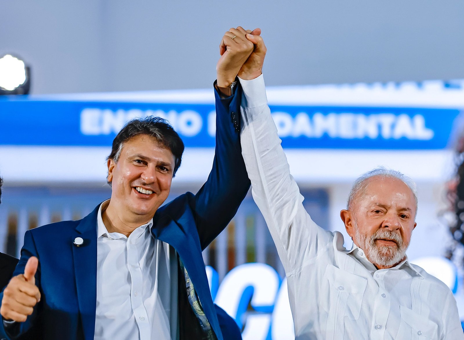 Camilo Santana assume liderança do PT no Senado e busca reaproximação entre Lula e Alcolumbre - Imagem do artigo