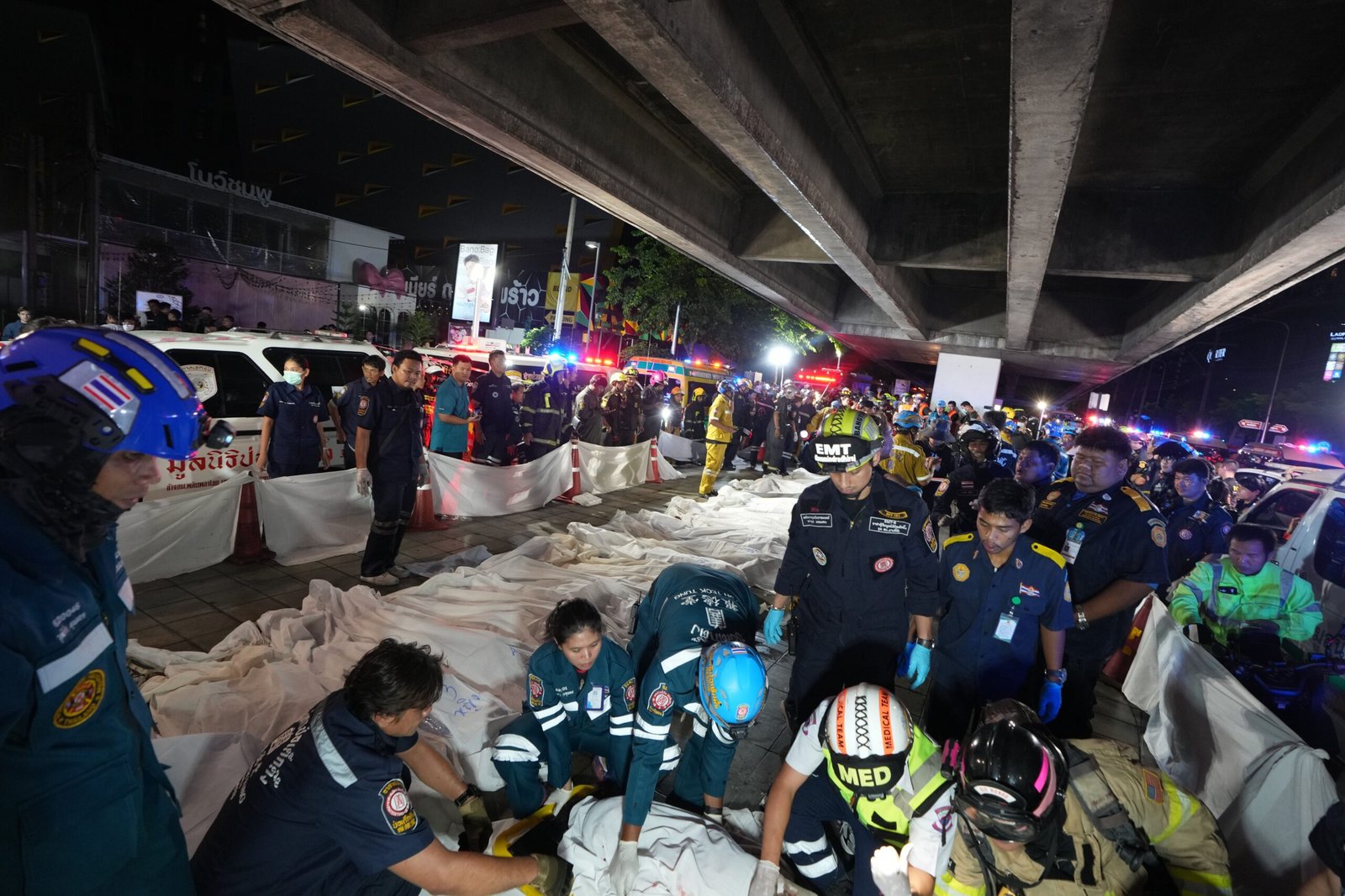 Incêndio em pub de Bangkok deixa 27 mortos e 63 feridos; vídeo registra fuga de clientes - Imagem do artigo