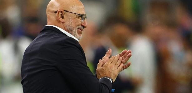 Rei Felipe VI liga para a seleção após vitória; De la Fuente descarta polêmica de arbitragem - Imagem do artigo