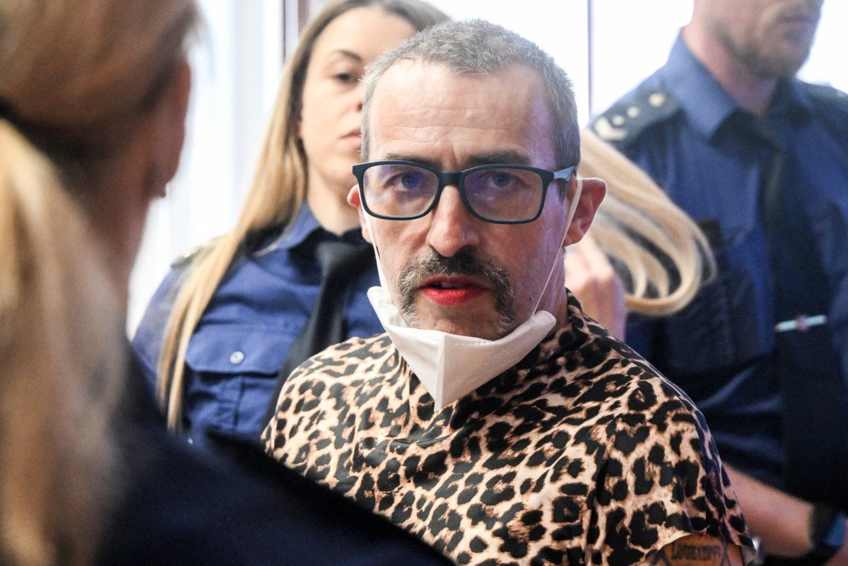 Justiça alemã transfere ativista de extrema direita para presídio masculino após registro oficial de gênero feminino - Imagem do artigo
