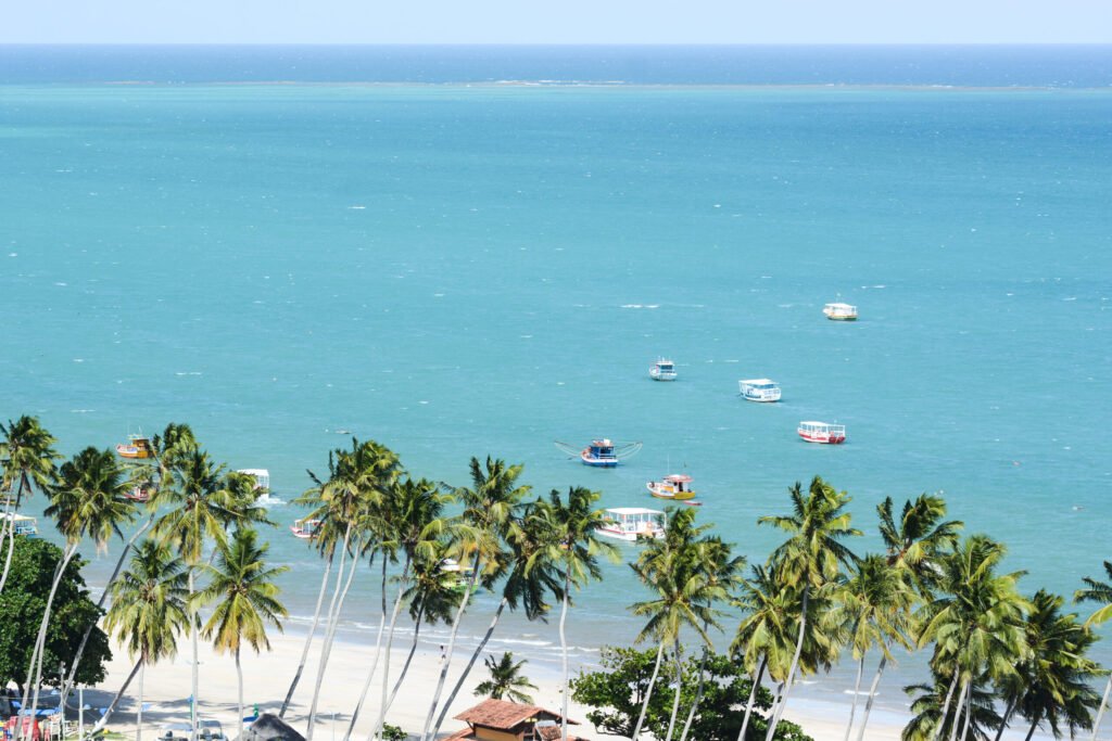 Praia de Maragogi, em Alagoas, um dos destinos do Nordeste com voos extras no verão
